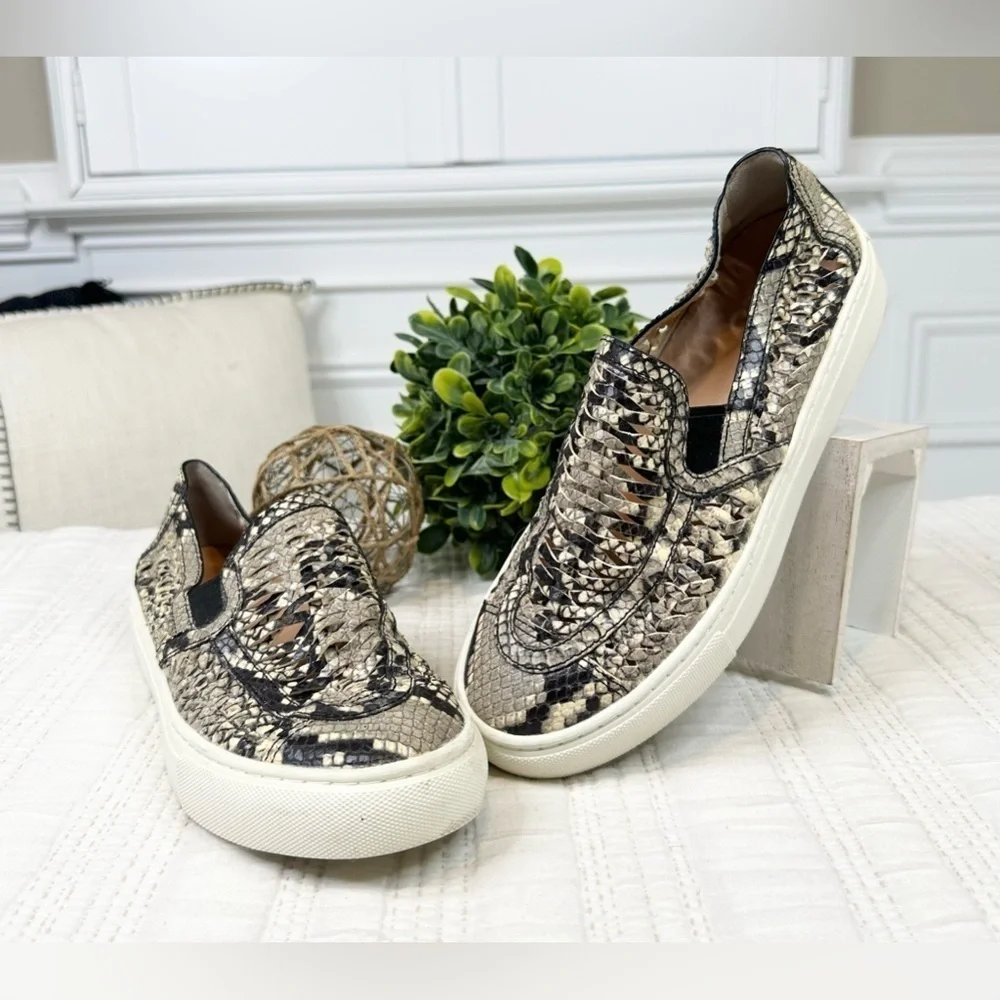 Tory Burch Women’s Huarache 2 Slip-On Sneakers in a Snakeskin Pattern Size 7 1/2